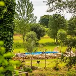 Bruval Eco Retreat אתר נופש