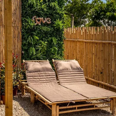 Bruval Eco Retreat منتجع *