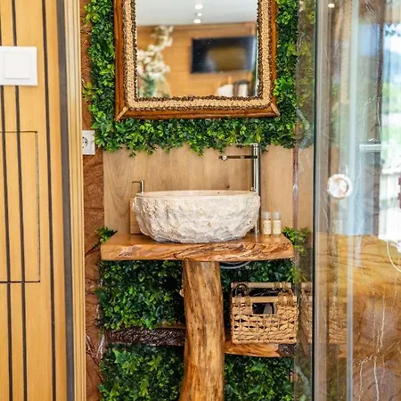 منتجع Bruval Eco Retreat