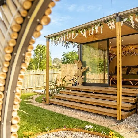 Bruval Eco Retreat אתר נופש Sandim