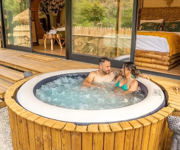 Bruval Eco Retreat Station touristique *