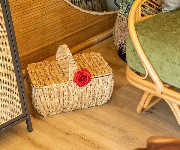 Bruval Eco Retreat Station touristique