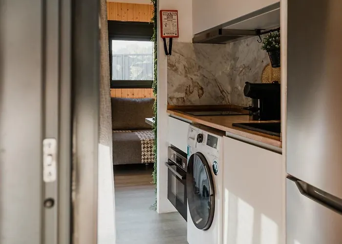 Bruval Eco Retreat Station touristique