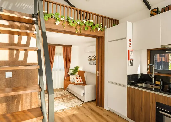 Bruval Eco Retreat Station touristique